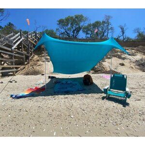 Tents Gigante Beach Tent, 8ft Tall, 11 x 11ft, Biggest Portable Beach Shade